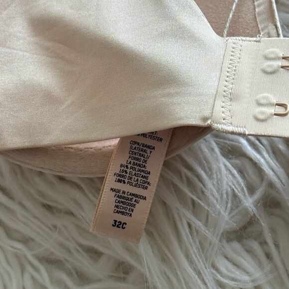 Skims Ultimate Push up Plunge Bra Sand Size 32C - Picture 6 of 7